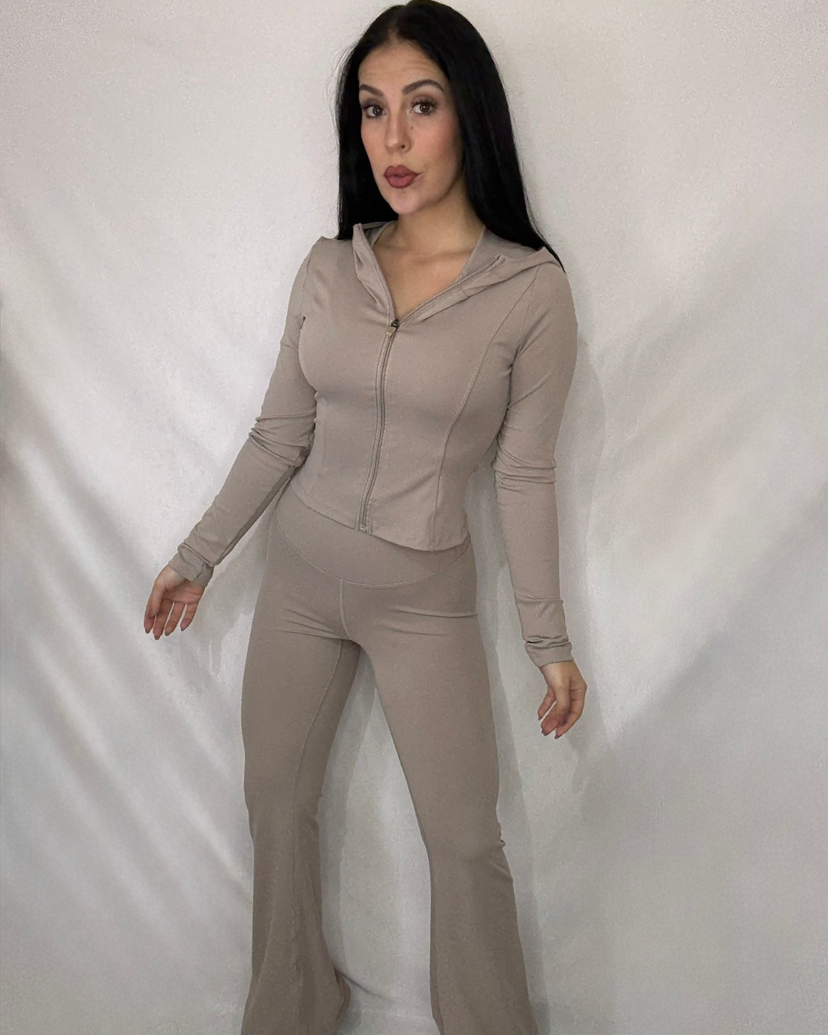 Conjunto premium taupe