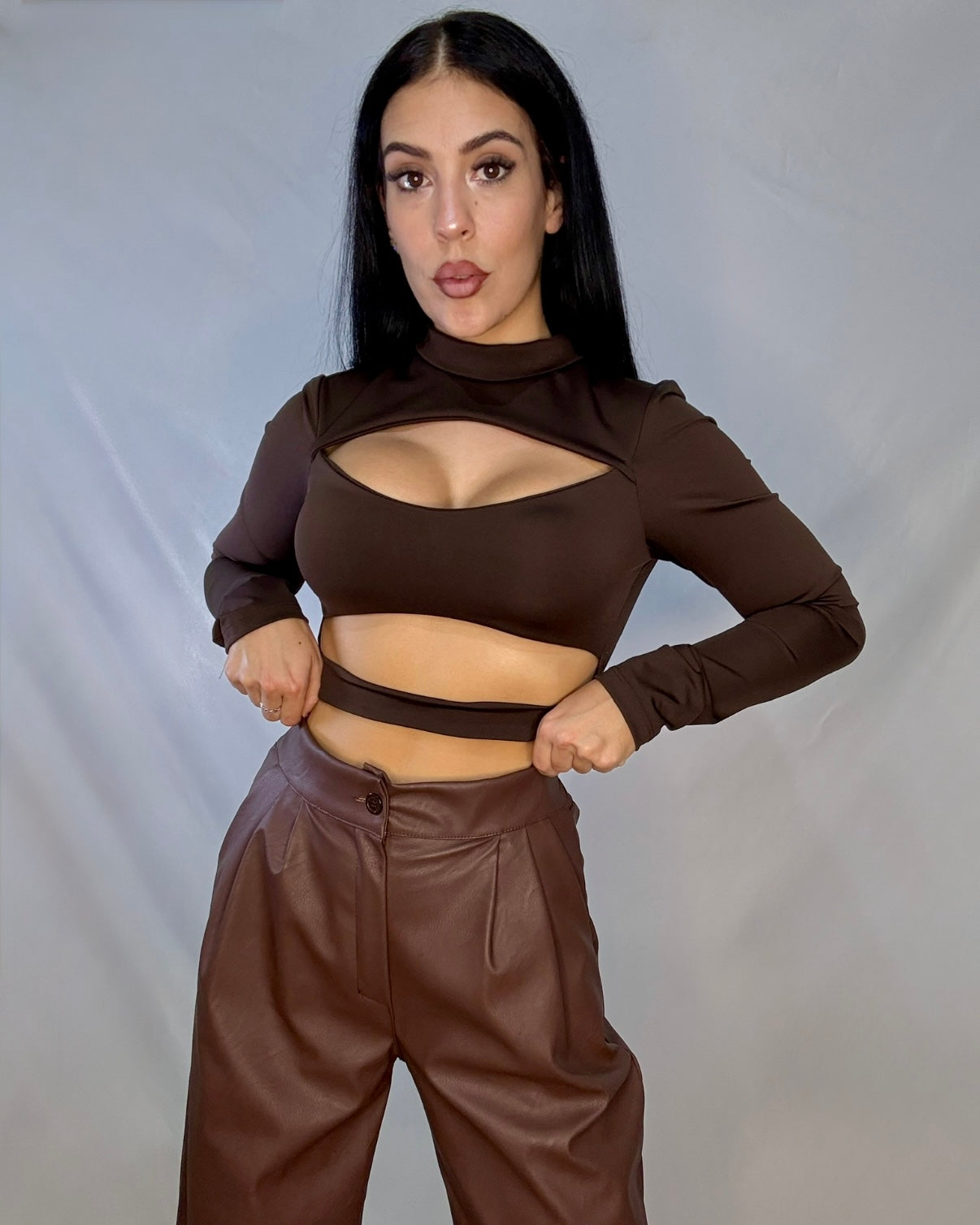 Pantalón polipiel marrón chocolate