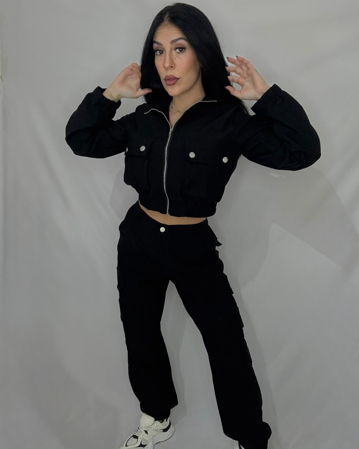 Conjunto cargo negro