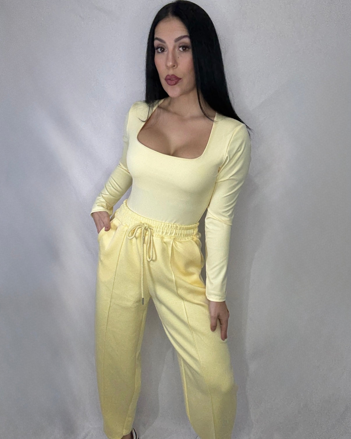 Pantalón felpa Balloon amarillo