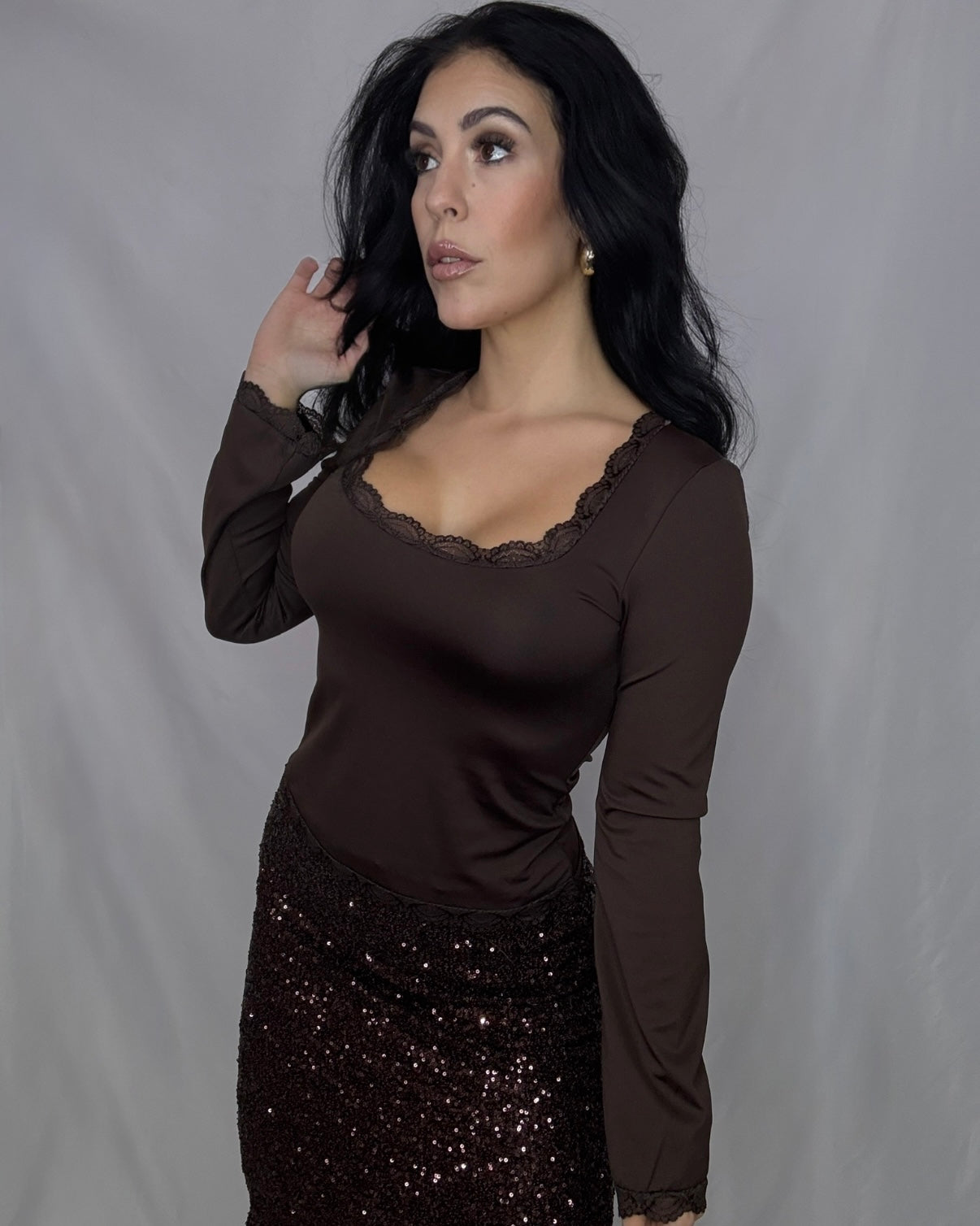 Top puntilla marrón