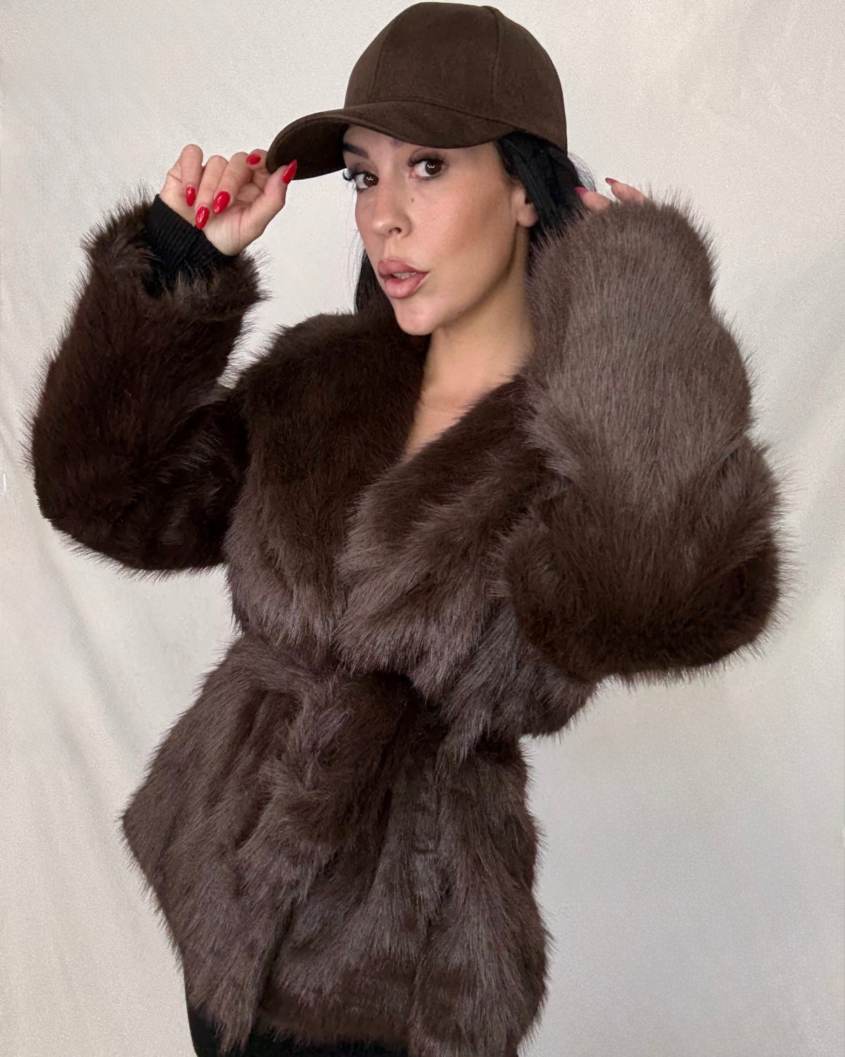 Gorra antelina marrón chocolate