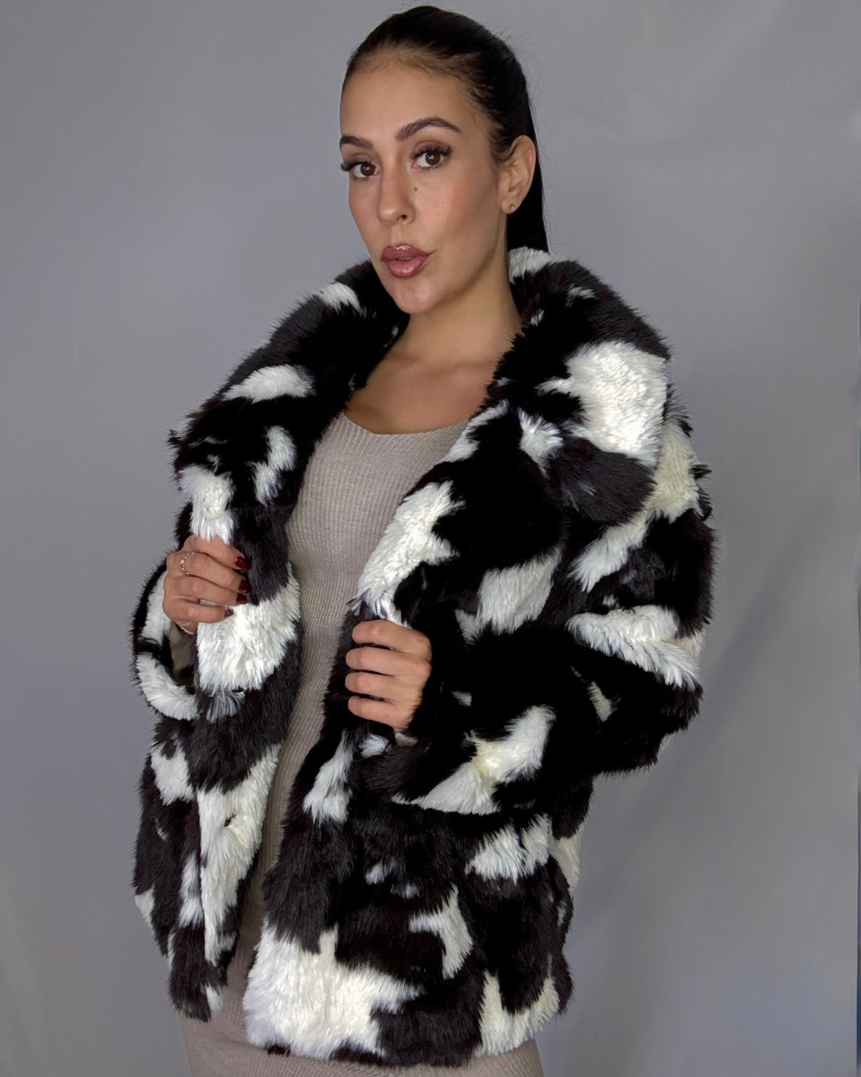 Abrigo pelo cow print