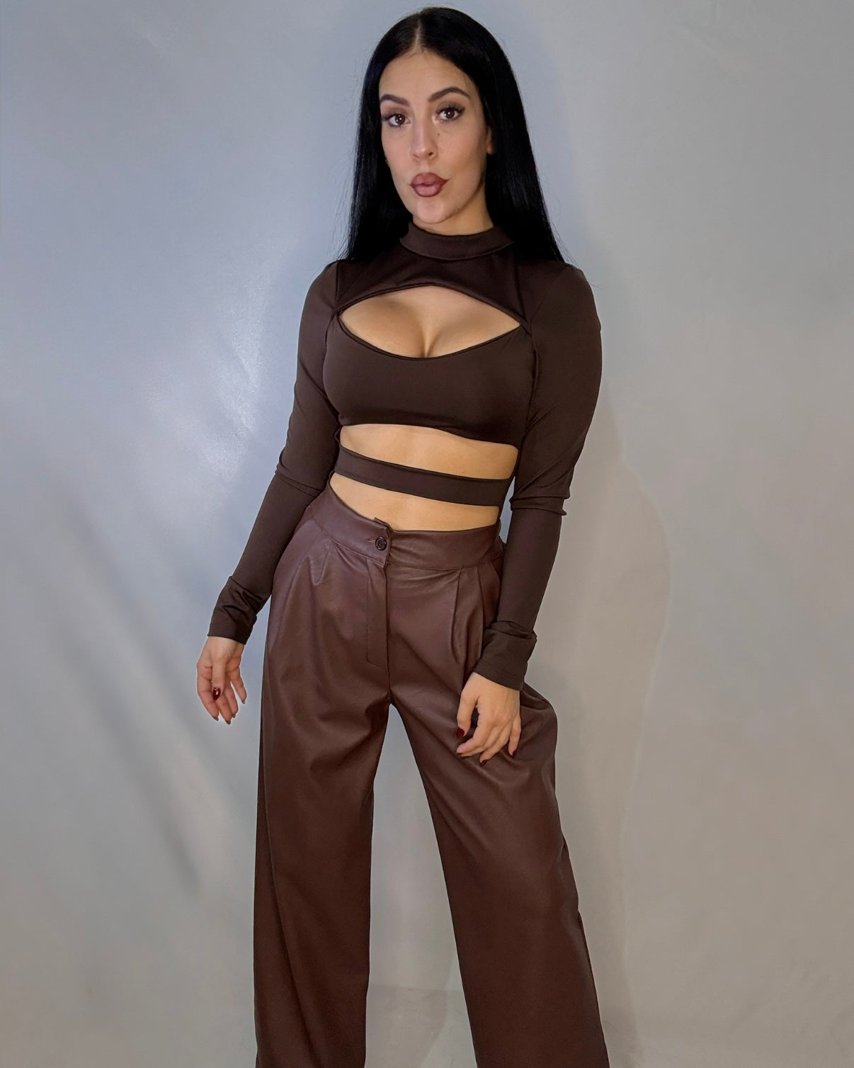 Pantalón polipiel marrón chocolate