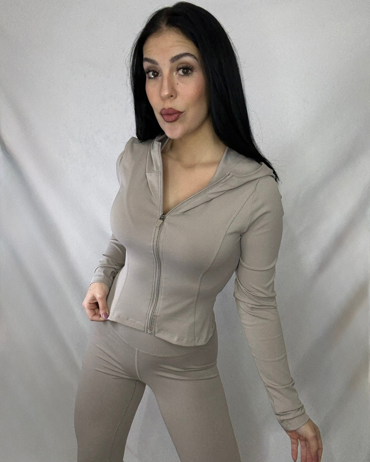 Conjunto premium taupe