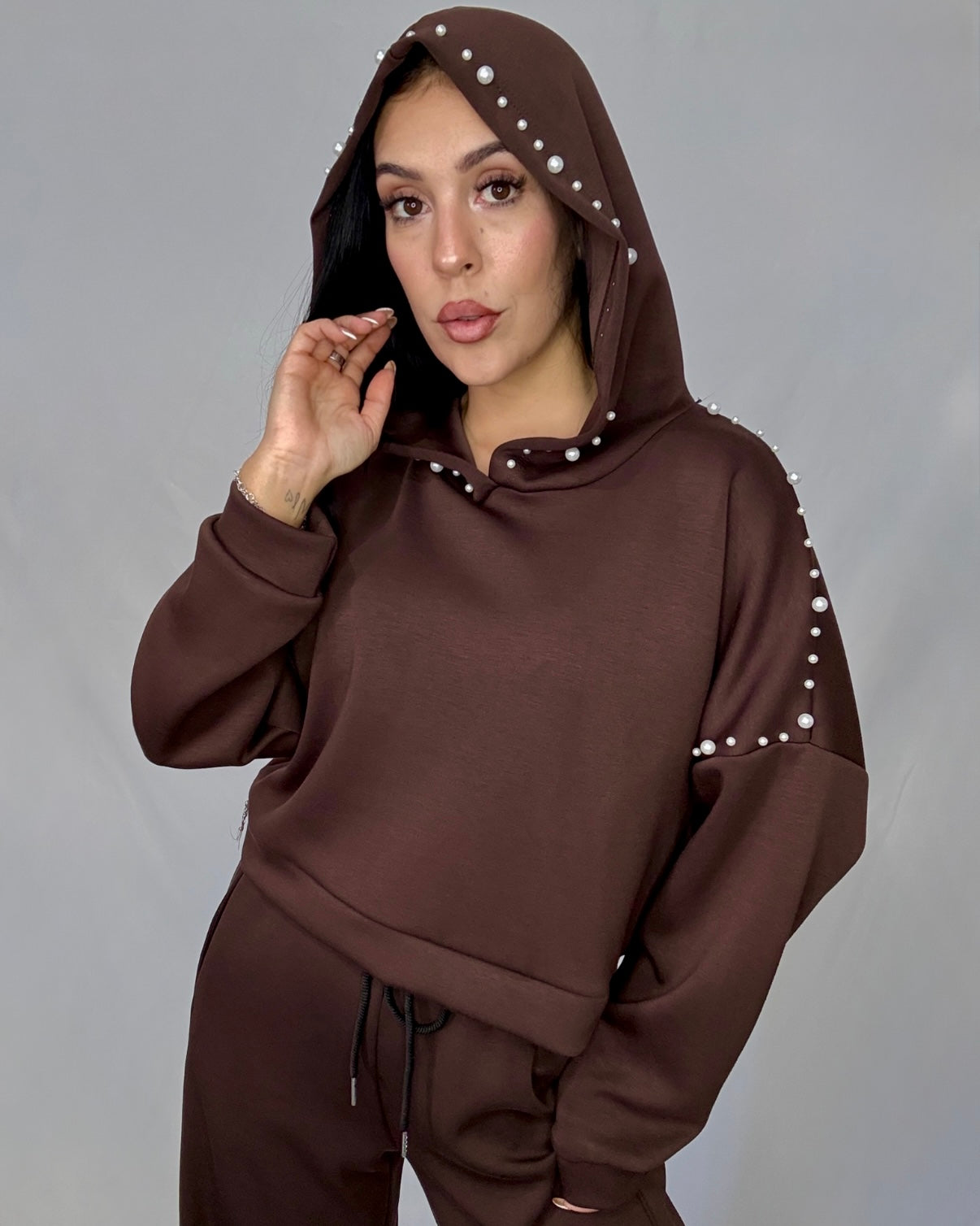 Sudadera perlas marrón chocolate