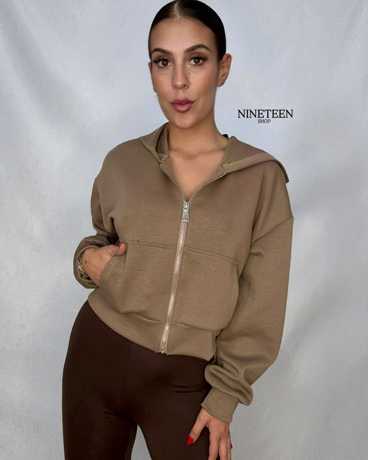 Sudadera Nuria taupe