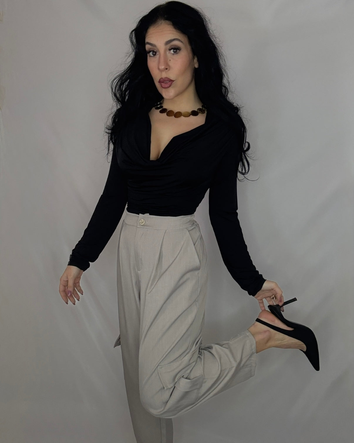 Pantalón bolsillo taupe