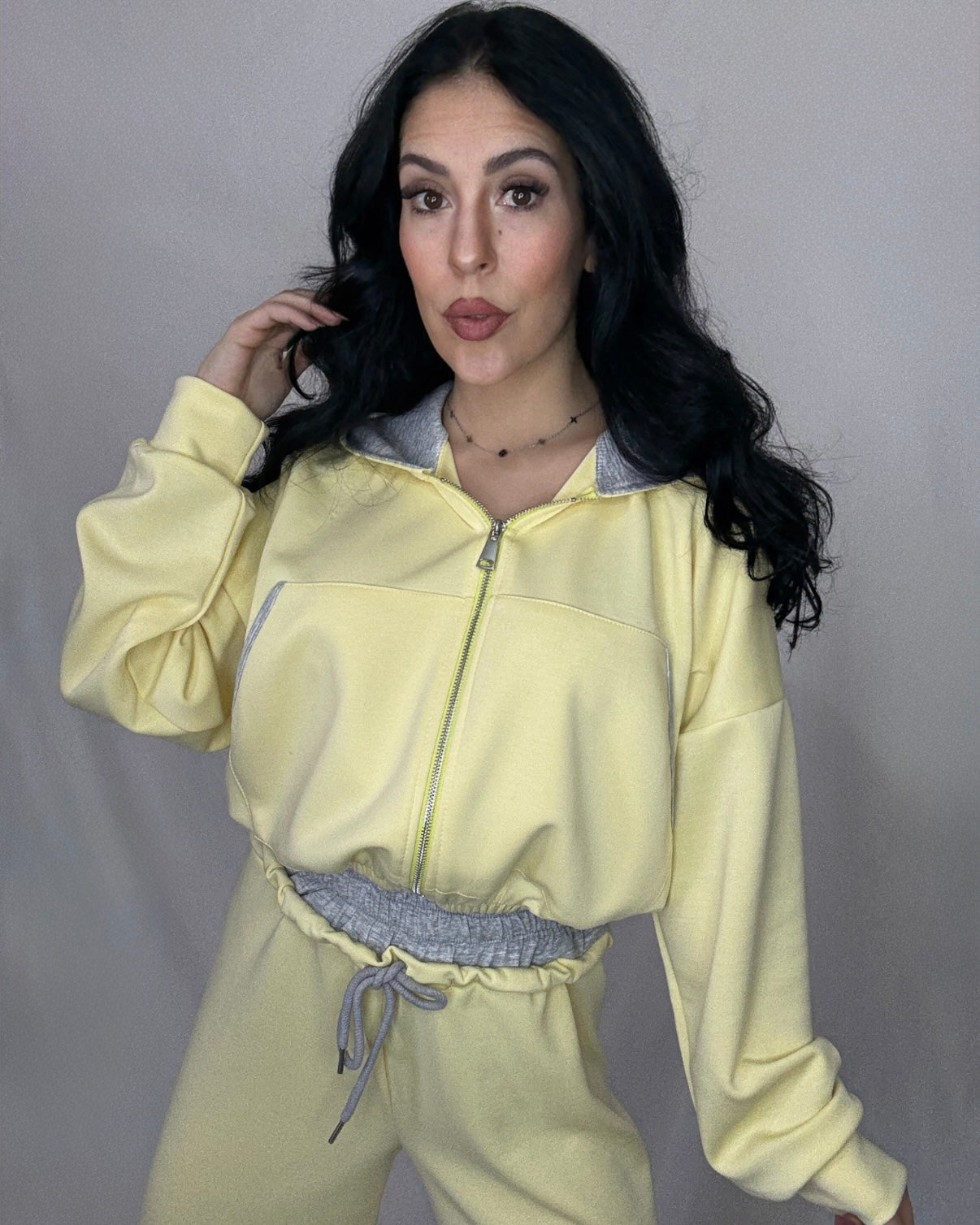 Conjunto combinado amarillo