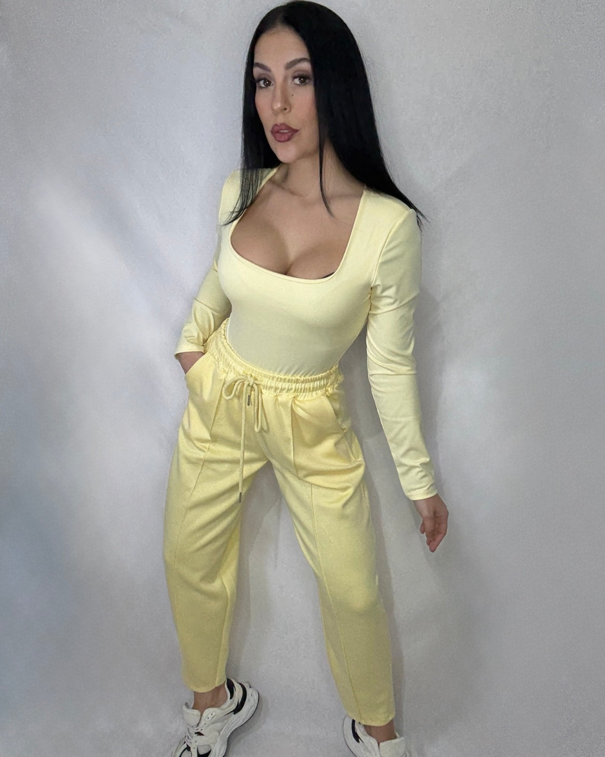 Pantalón felpa Balloon amarillo