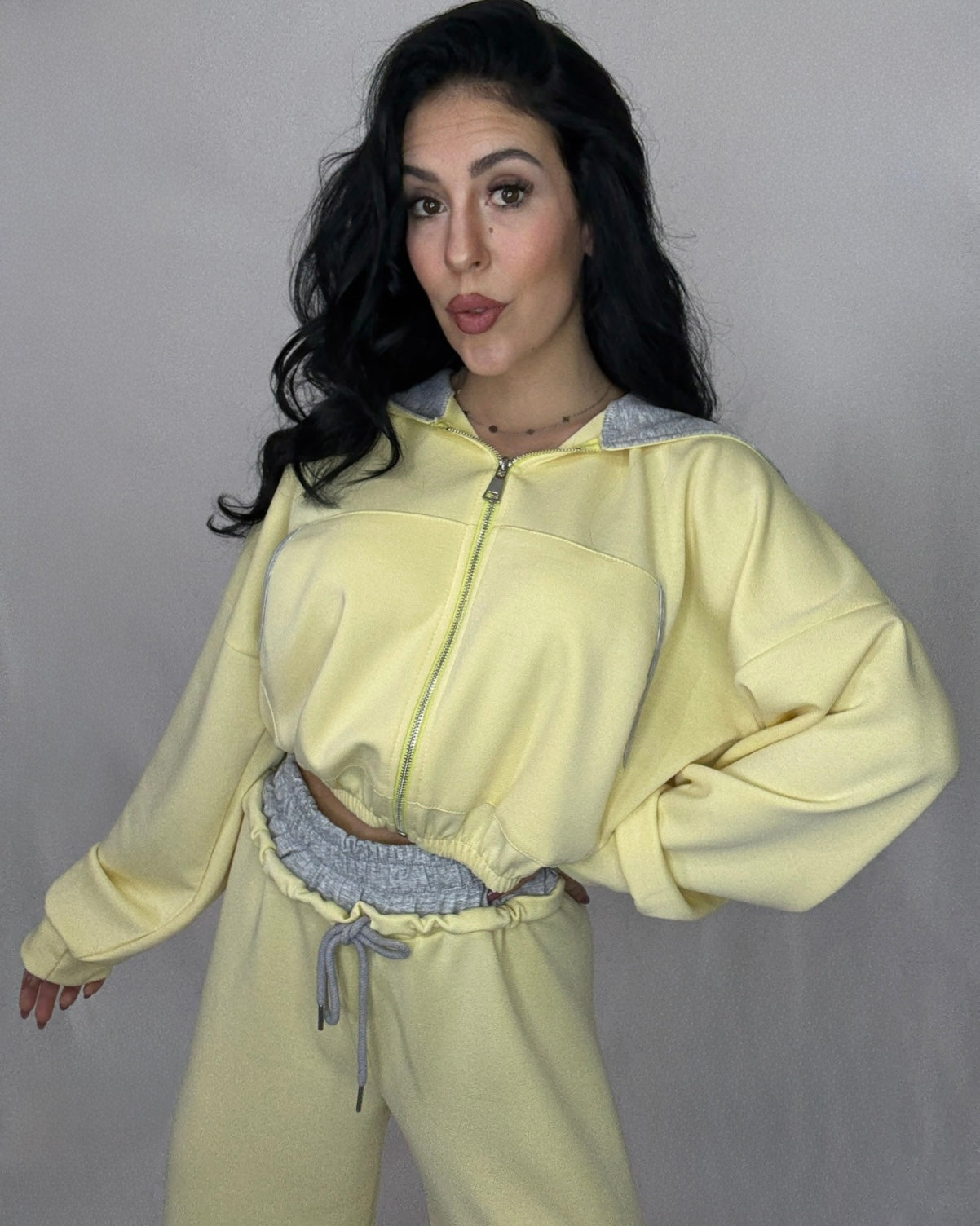 Conjunto combinado amarillo