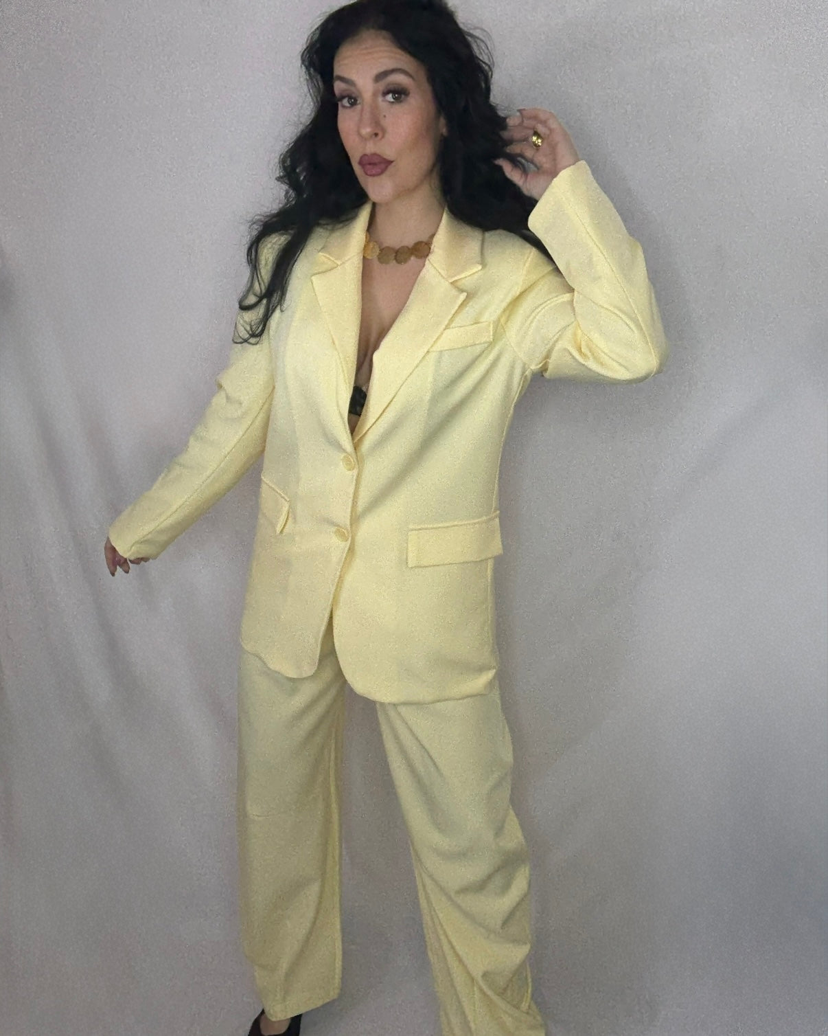 Traje bombacho amarillo