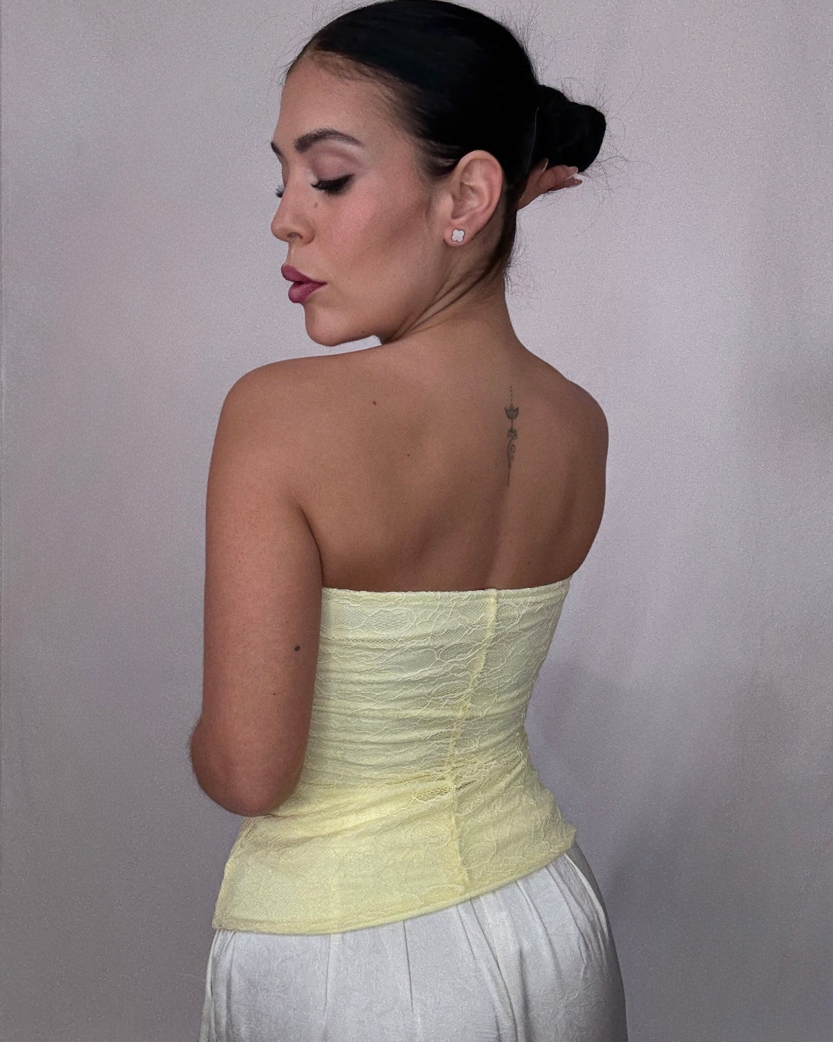 Corset encaje amarillo
