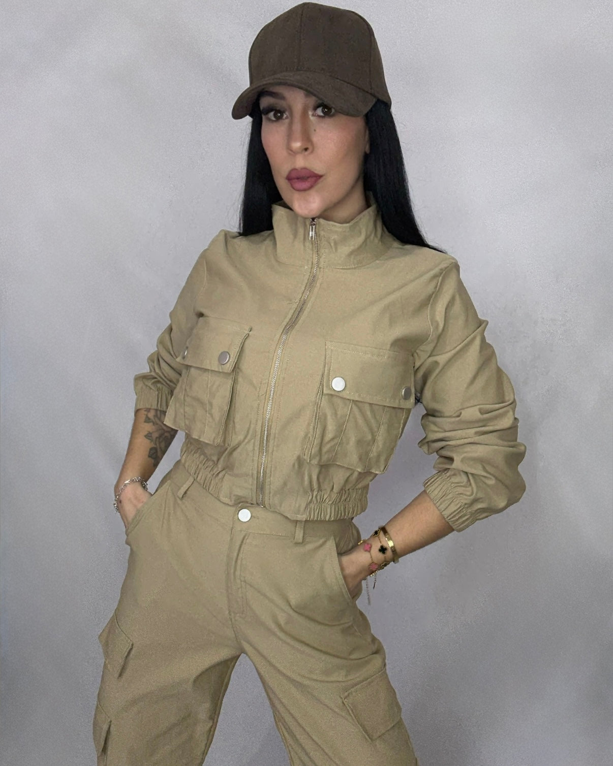 Conjunto cargo beige
