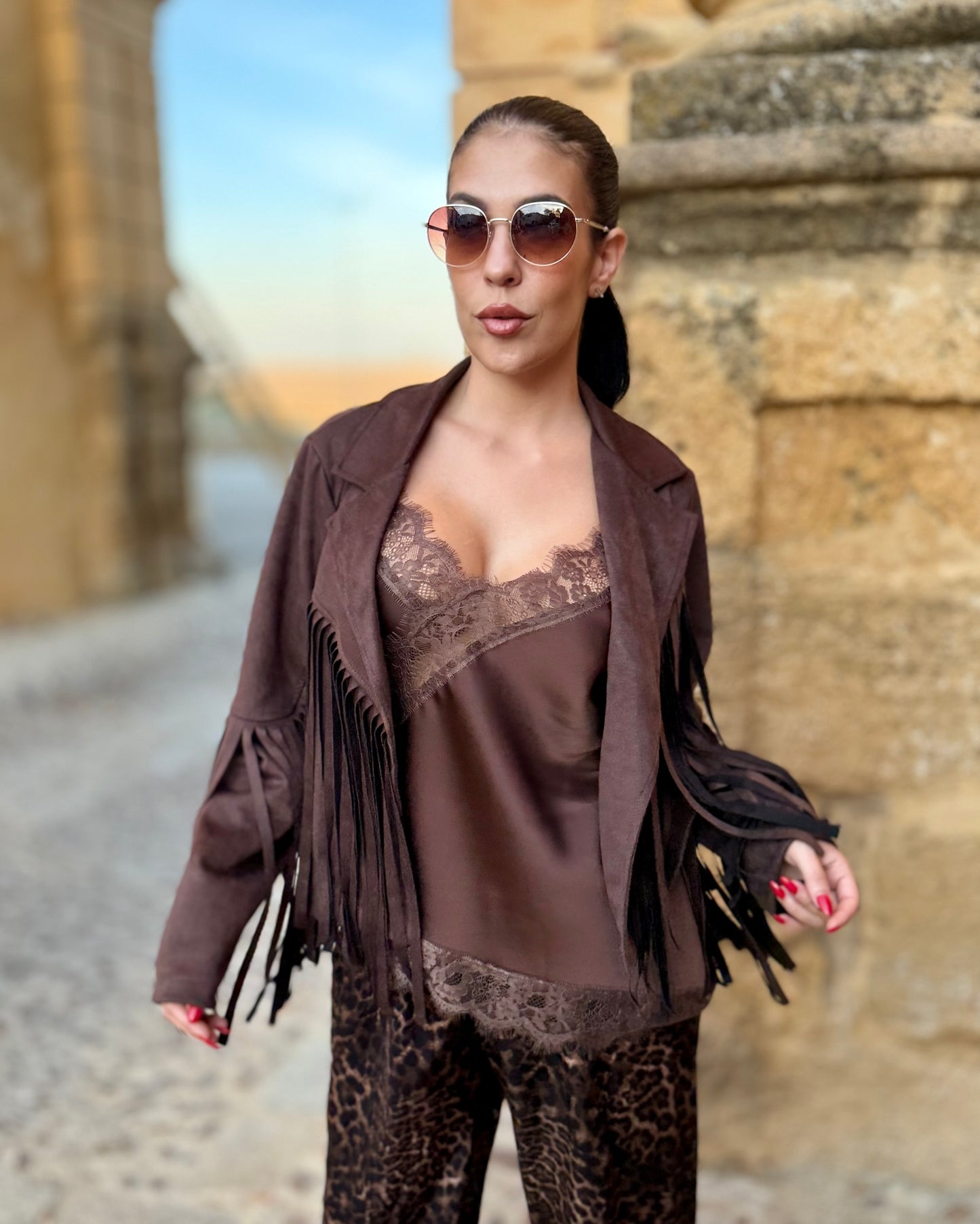 Chaqueta flecos chocolate
