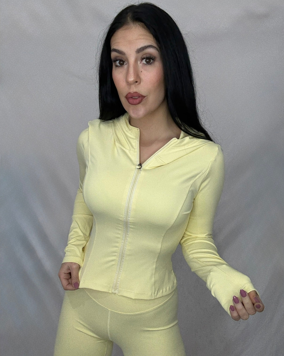 Conjunto premium amarillo