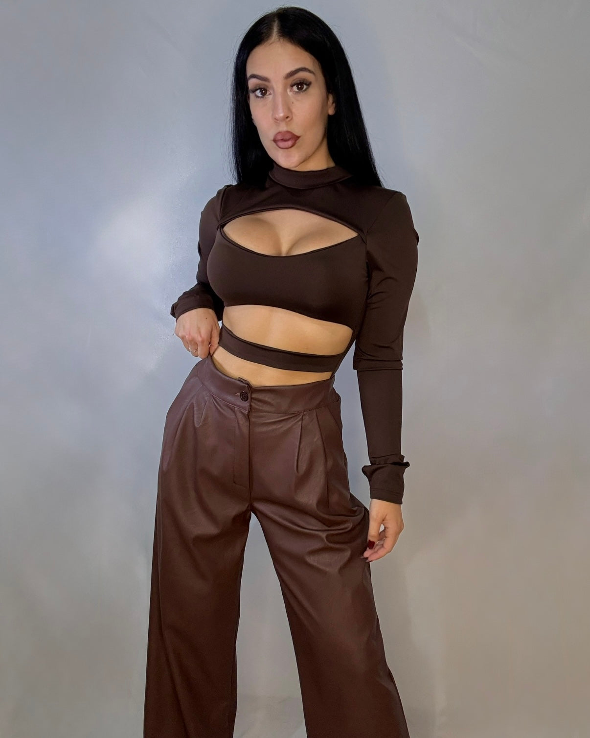 Pantalón polipiel marrón chocolate