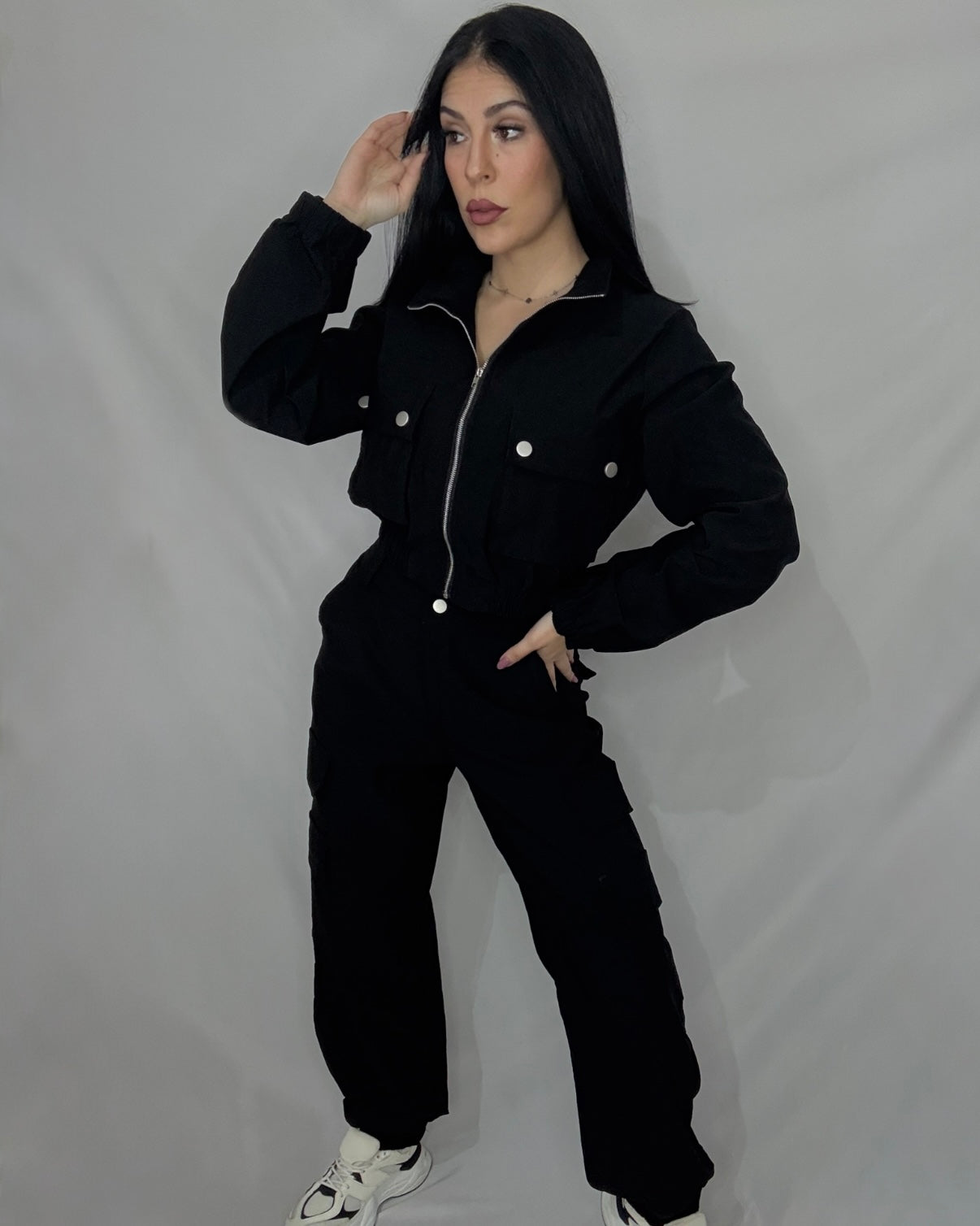 Conjunto cargo negro