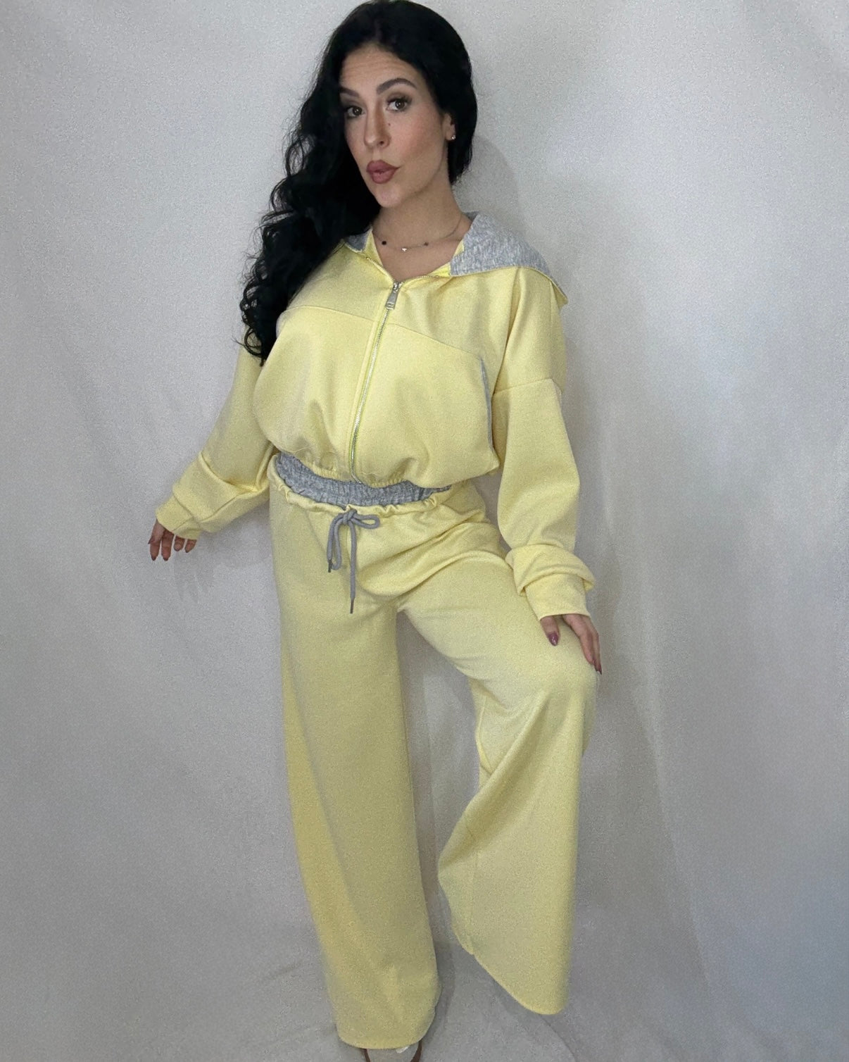 Conjunto combinado amarillo