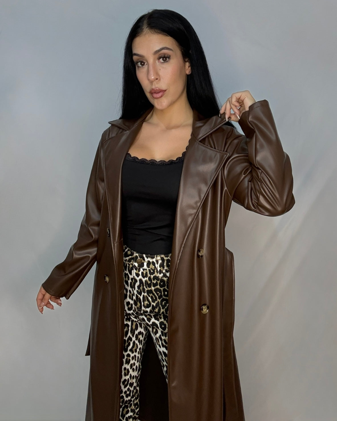 Gabardina polipiel marrón chocolate