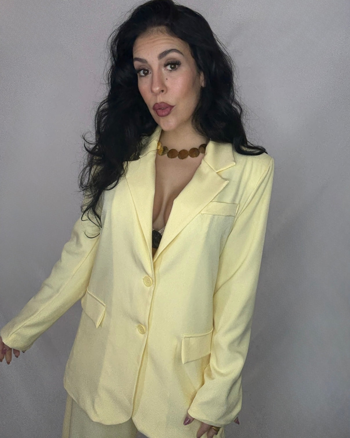 Traje bombacho amarillo