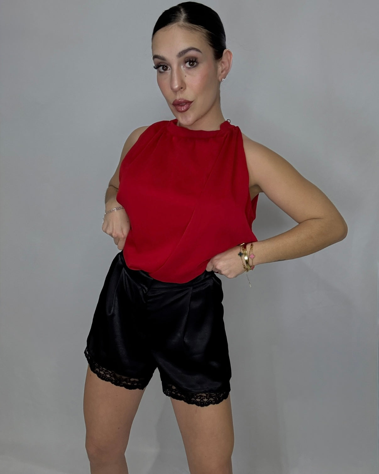 Short satén negro