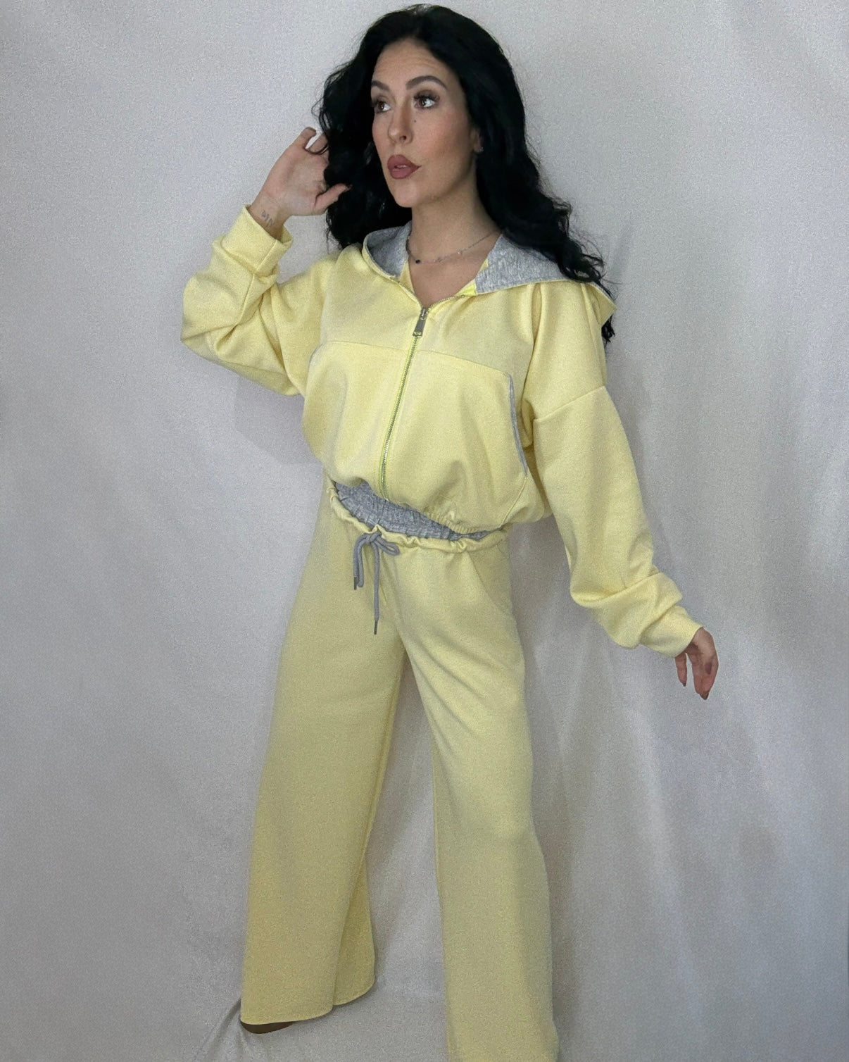 Conjunto combinado amarillo