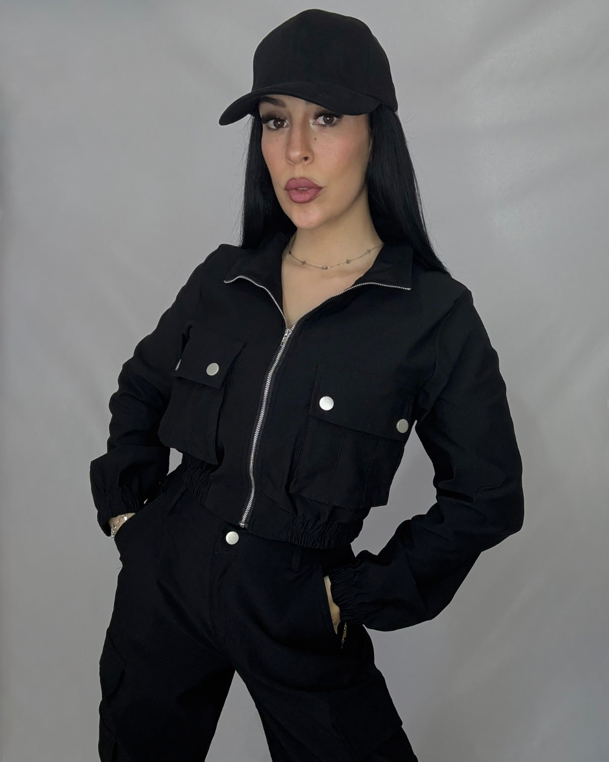 Conjunto cargo negro