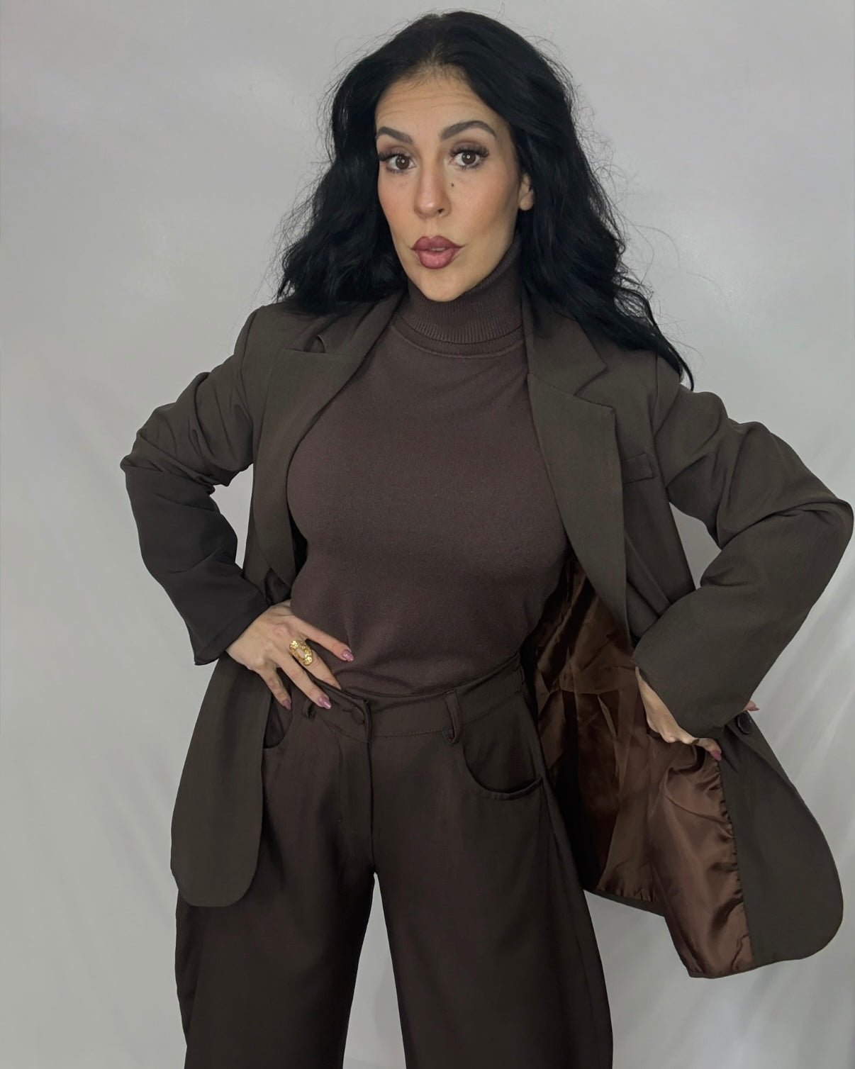 Traje bombacho chocolate